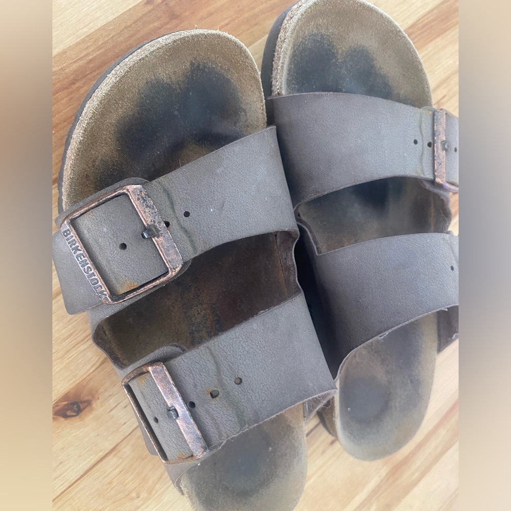 Birkenstock Sandals Women size 7. Used.